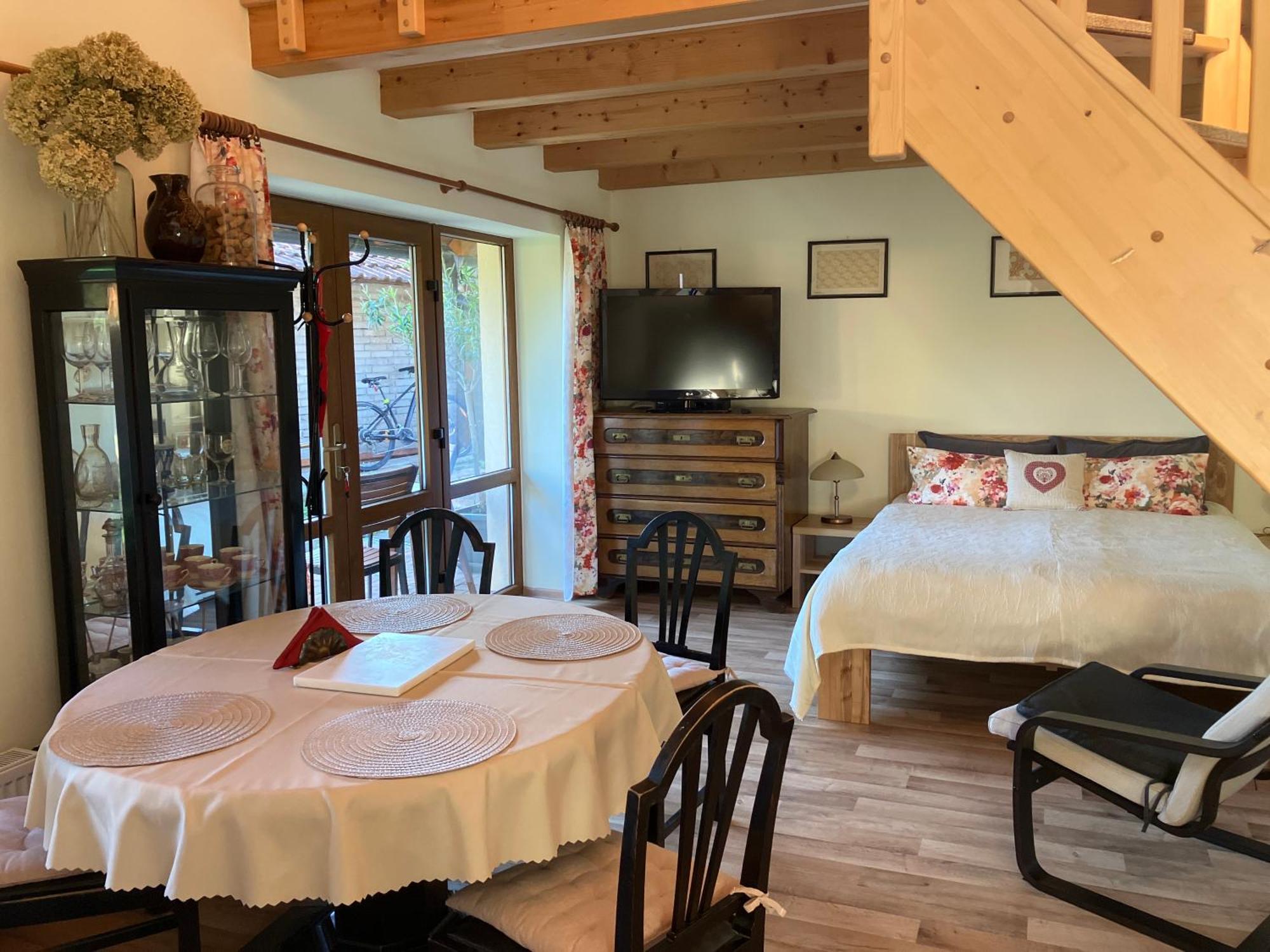 Vinare / At Winemaker's Rohatec